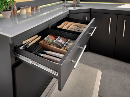 Langston | Covered Walk-In Outdoor Kitchen with Built-In Grill & Pizza Oven